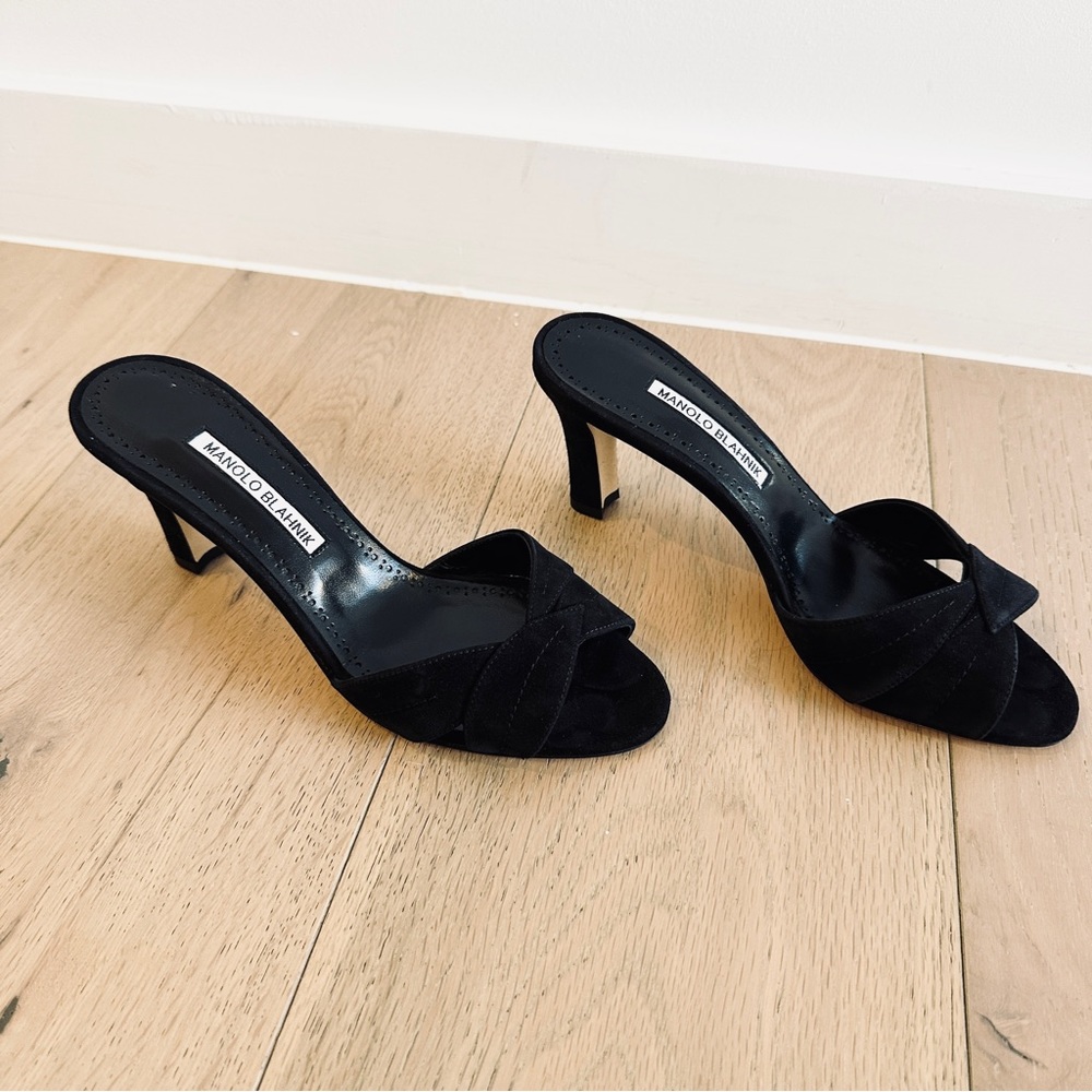 NWT Manolo Blahnik Siemu 70mm Suede Kitten-Heel Sandals in 38 (8) - Picture 2 of 10